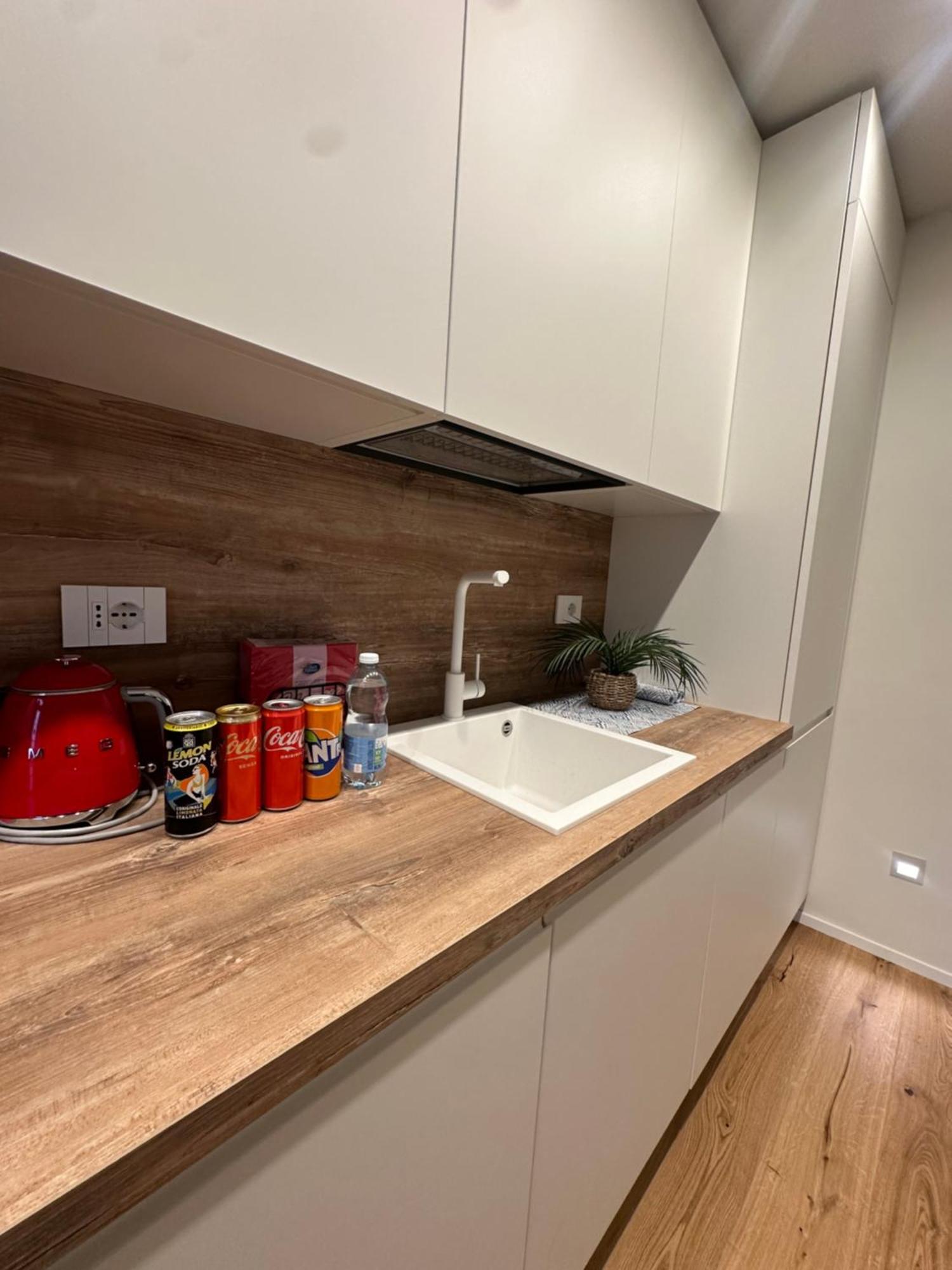 Private Apartment With Wi-Fi Milano City Near Duomo Atena Exterior photo